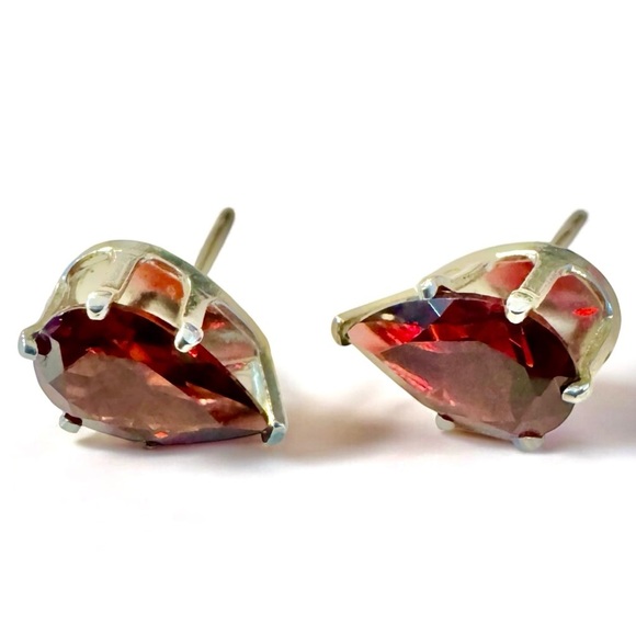 Exquisite Pear Garnet Sterling Silver Earrings - Picture 2 of 14